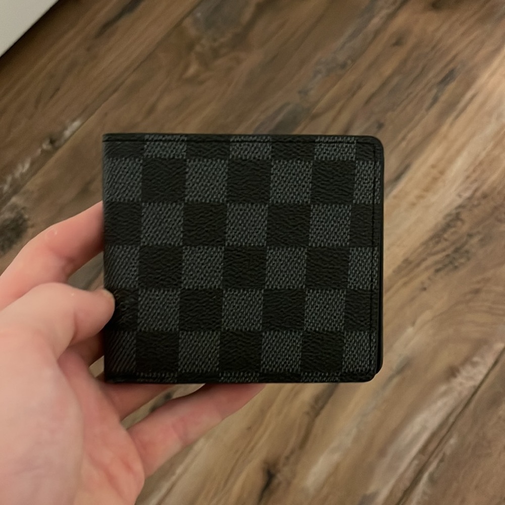 Louis vuitton wallet